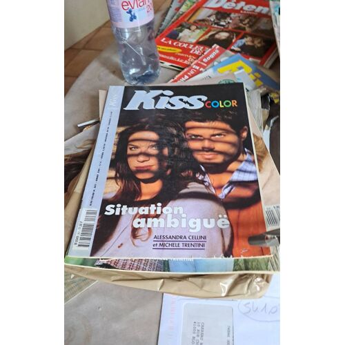 Kiss Color Situation Ambigue Annees 1998
