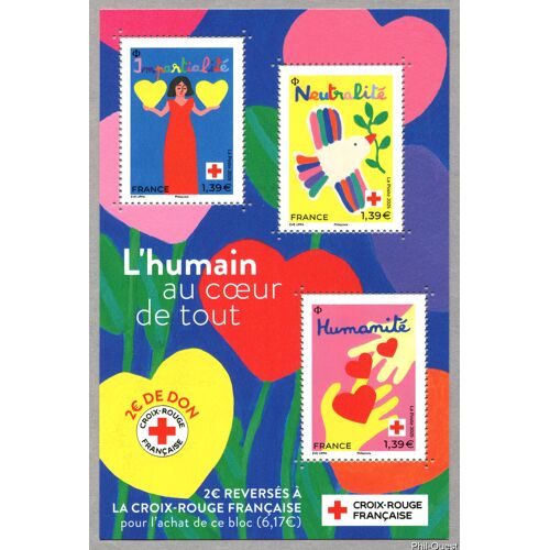 Au Profit De La Croix Rouge : "L'Humain Au Coeur De Tout" Feuillet 5919 Année 2025 N° 5919 5920 5921 Yvert Et Tellier Luxe