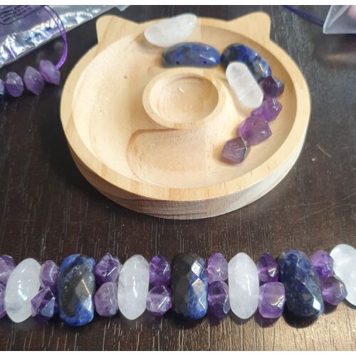 Bracelet Neuf. Lithothérapie. Amethyste, Sodalite, Cristal De Roche. Idéal Pour Méditation, Travail Énergétique, Connexion À Soi Et Au Subtil : Pour Avancer Sur Son Chemin Intérieur.