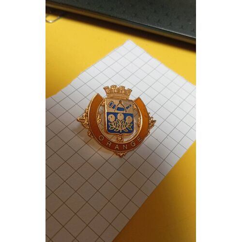 Pin'S Orange Ville Écusson Armoiries Ref 4104