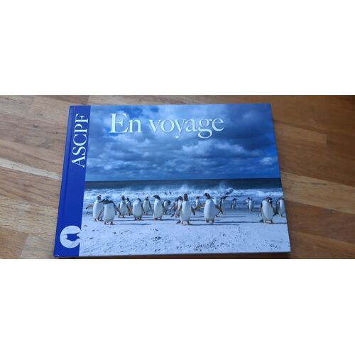 Livre Photos Animalières Ascpf "En Voyage"