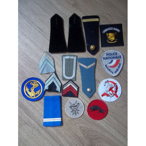 Lot Écussons Militaire Collection Vintage Insigne