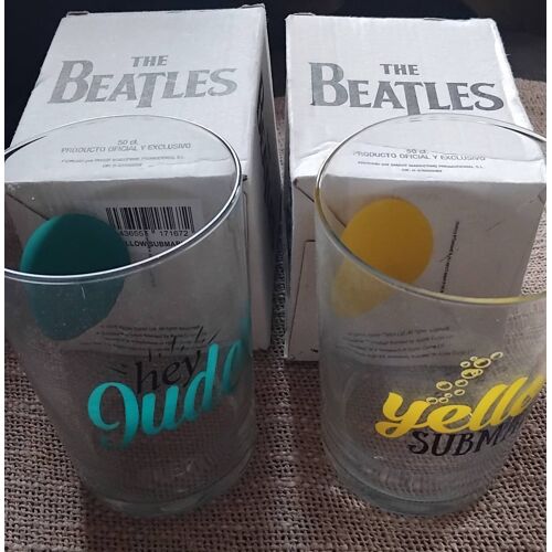 Lot De 2 Grands Verres Beatles Différents Neufs Emballés