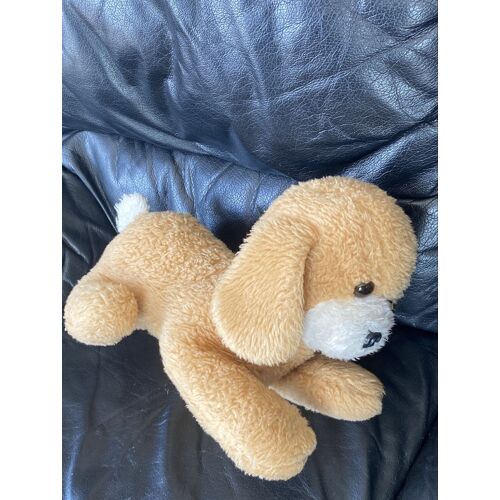 Doudou peluche chien marron clair et blanc allongé vintage 35cm
