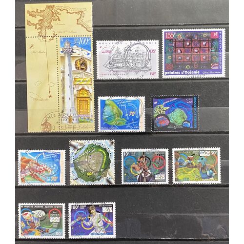 Lot De 11 Timbres Oblitérés Nouvelle Calédonie 2000