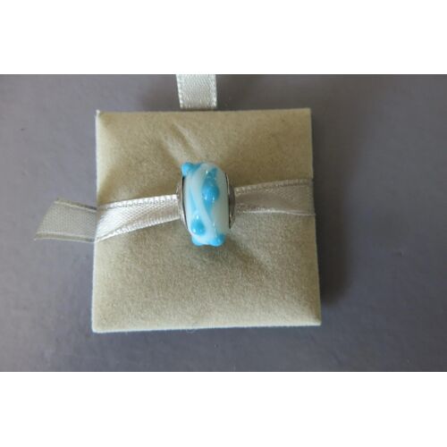 Charm 226 Perle Murano Blanc Veiné Bleu/Argent Amore &amp; Baci