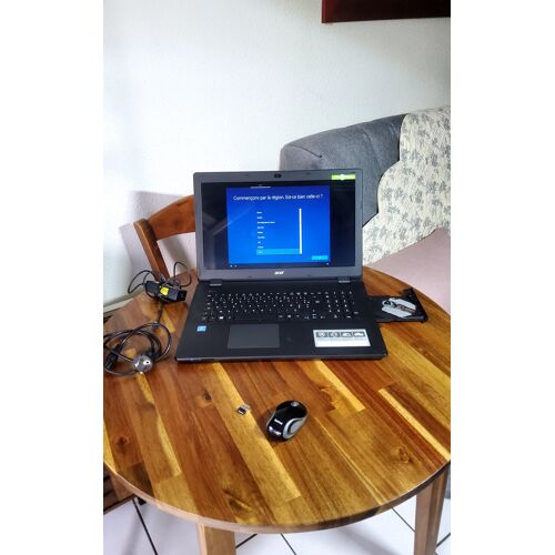 ACER ES1-731