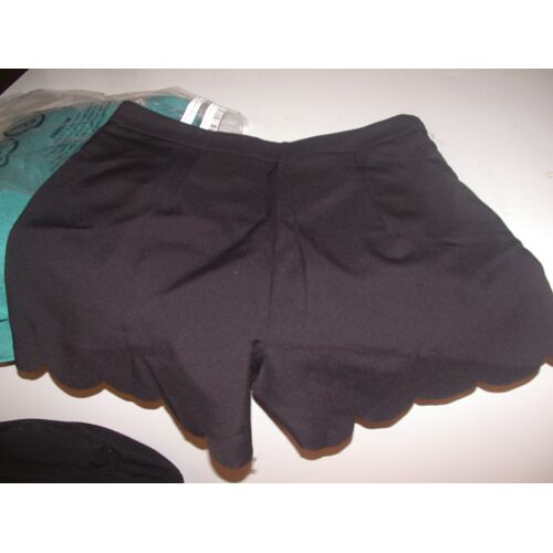 Short Noir Neuf 36