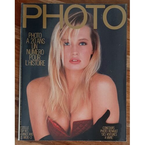 Photo Magazine - N° 243 Décembre 1987 - Estelle Lefébure - Numéro Spécial Photo A 20 Ans