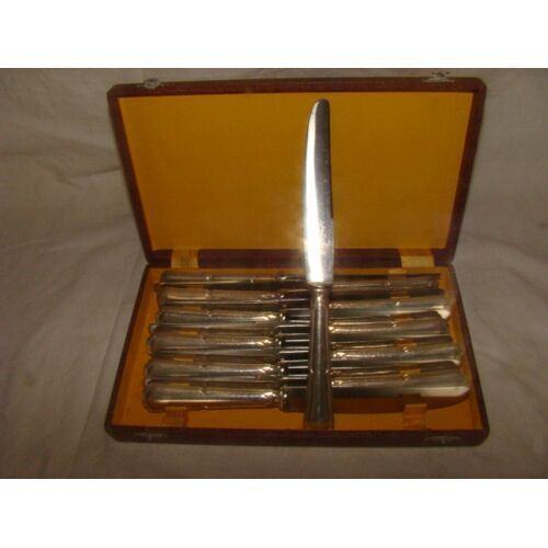 Coffret De 12 Couteaux Métal Argenté / Inox De Marque " G.Vivier "