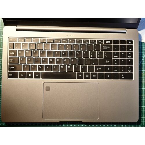 PC Portable Ninkear A15 Pro - RAM 16 Go - SSD 1 To - 2560 x 1600, 120Hz - 16 pouces - Qwerty (fourni avec stickers azerty)