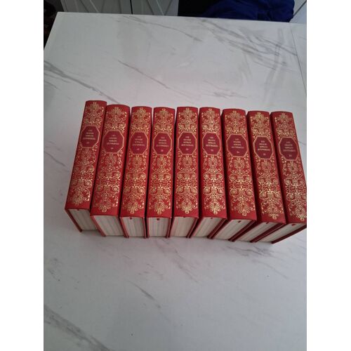 Lot De 9 Tomes " Les Grands Romans Historique " De 17 A 36
