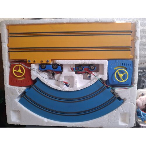 Circuit auto Mickey Donald Walt Disney 1970 vintage