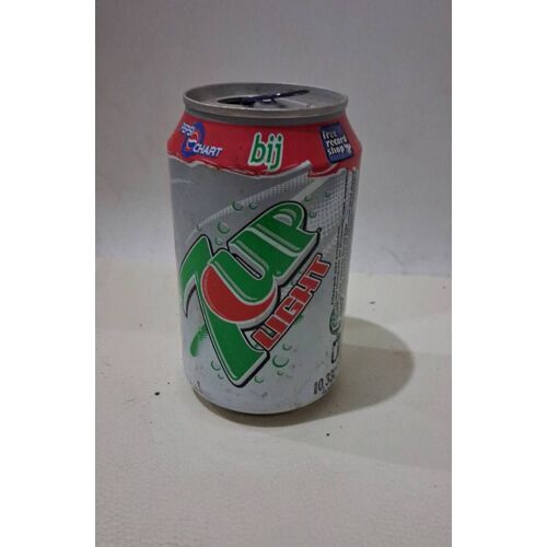 Canette 7up