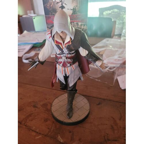 Assassin Creed 2 Avec Statuette Et Jeu D Origine