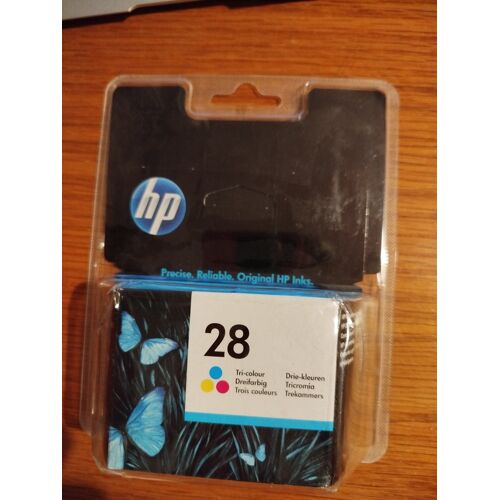 cartouche encre tricolore HP28