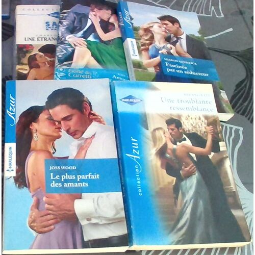 Lot De 5 Livres Harlequin Collection Azur .Une Étrange Obsession - Charlotte Lamb .Amoureuse D'Un Corretti - Hewitt Kate .Fascinée Par Un Séducteur- Sharon Kendrick .Le Plus Parfait Des Amants- Joss