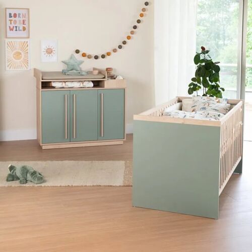 Chambre Bébé Duo Évolutive Roba - Selva - Lit 70x140 + Commode À Langer 3 Portes - Vert Sauge - Effet Noyer