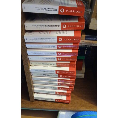 Passions Harlequin Lot De 14 Numéros : 853, 862, 864, 887, 888, 944, 960, 996, 1061, 1068, 1072, 1086, 1087 Et 1088.