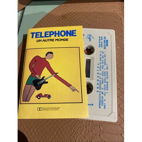 Téléphone Un Autre Monde Cassette Audio