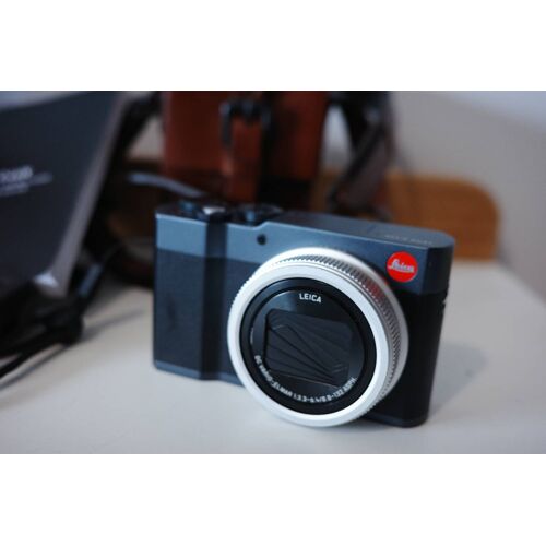 Leica C-lux