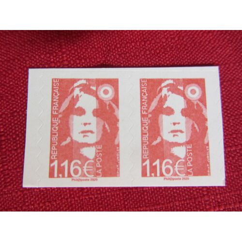 Paire De Timbres Provenant Du Livret N° 4024 "50 Ans Gravés Dans L'Histoire" Tiré À 12050 Exemplaires: Marianne De Briat 1.16e Auto Adhésif.