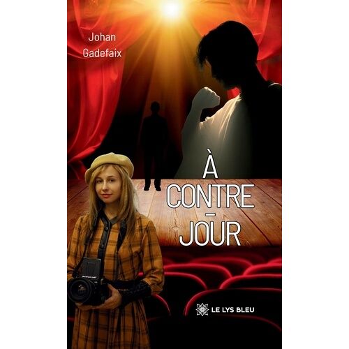 À Contre-Jour