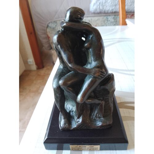Petit Bronze : " Le Baiser "-1889 Reproduction En Bronze D'Après L'Oeuvre De Rodin