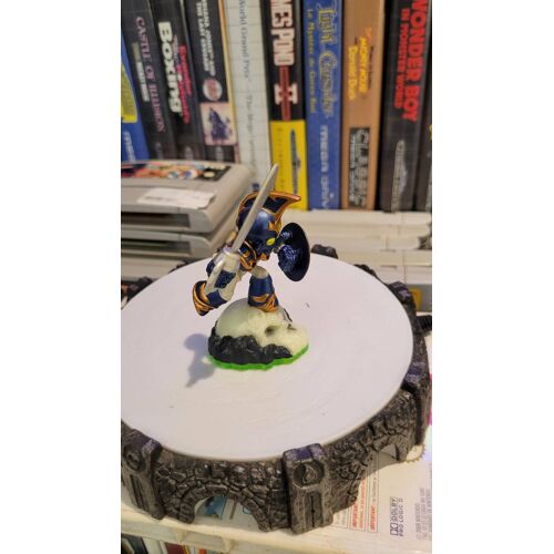 Figurine Skylanders Trap Team Chopper (model 84995888)