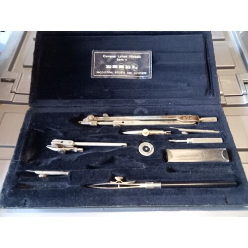 Boite Compas Vintage