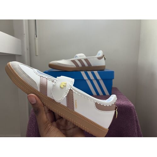 Adidas Mary Jane - 40
