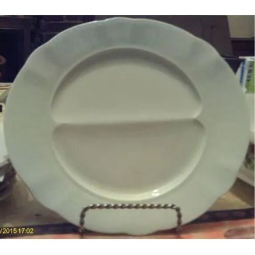 Assiette - " Pillivuyt - France " - 2 Compartiments - En Porcelaine - Blanche