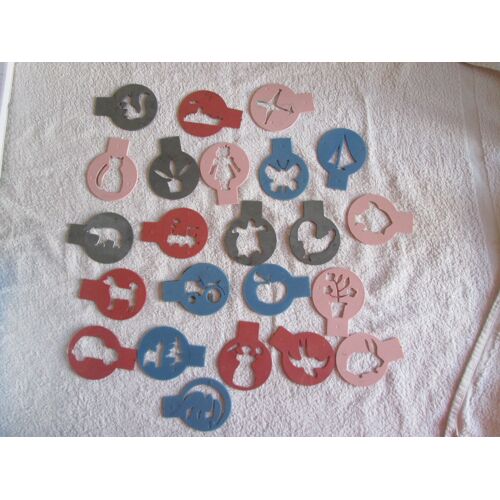 Lot De 24 Pochoirs Animaux Et Autres