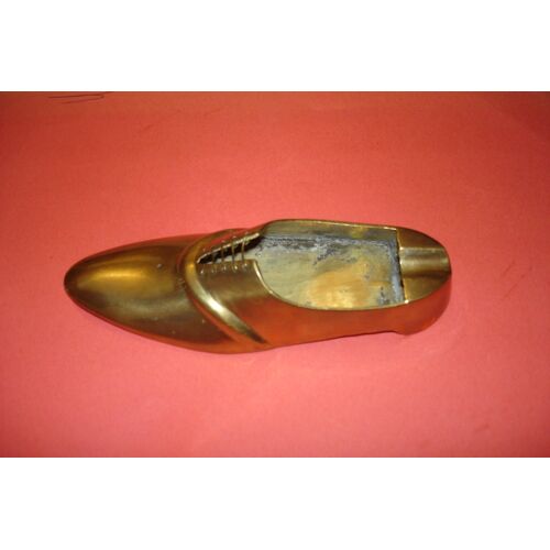 Cendrier vintage en laiton en forme de chaussure