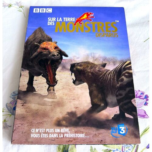 Sur La Terre Des Monstres Disparus - 2 Dvd 6 Épisodes En Vf + Bonus - Dinosaures Jurassic World