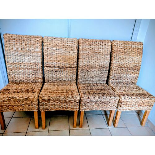 CHAISES DE TABLE EN ROTIN TREESSE