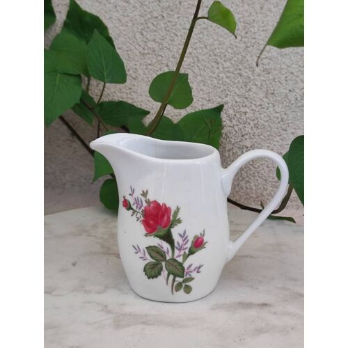 Petit Pot A Lait