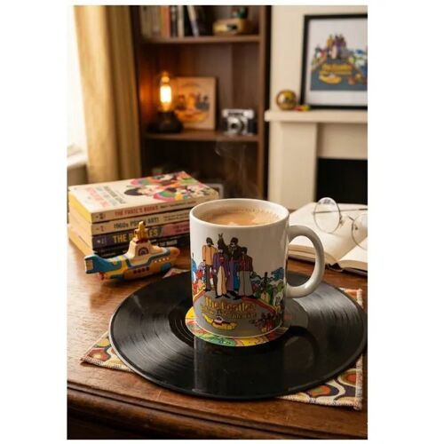 Mug En Céramique The Beatles Yellow Et Submarine 9 Cm