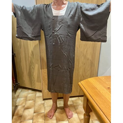 Kimono Court Ancien Xxe Siècle Taille Moyenne Unisexe Soie Taupe