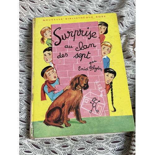 Surprise Au Clan Des Sept