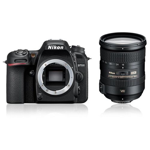 Nikon D7500 + AF-S DX 18-200 VRII Kit d'appareil-photo SLR 20,9 MP CMOS 5568 x 3712 Noir