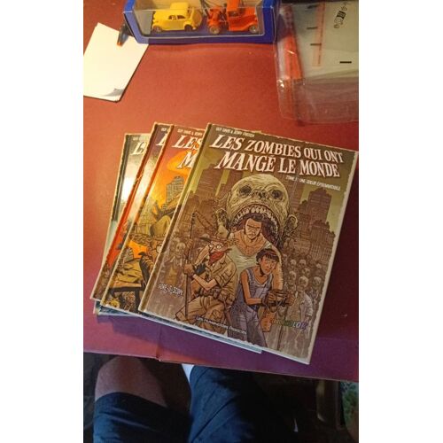 Lot De 4 Bandes Dessinées - Les Zombies Qui Ont Mangé Le Monde - De Guy Davis Et Jerry Frissen - Les Humanoïdes Associés - Premières Éditions .