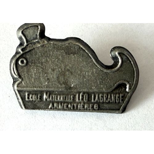 Pins Ecole Maternelle Leo Lagrange Armentieres 59 / Baleine / Étain