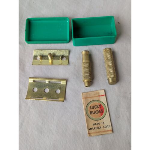 Ww2/Post Us Rasoir Démontable " S B " Doré Américain Lame Lucky Blade Dans Sa Boïte Plastique Verte