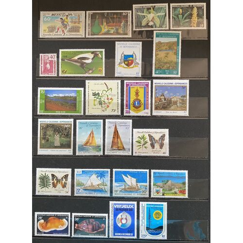 Lot De 24 Timbres Neufs** Nouvelle-Calédonie 1986 / 1987