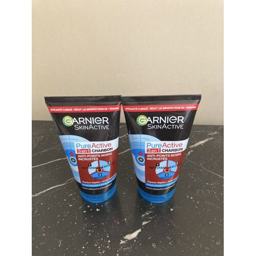 Pure Active Charbon Garnier 