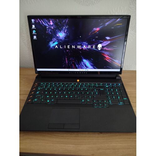 Alienware area 51m