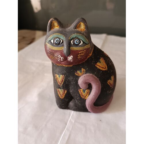 Chat Violet En Platre