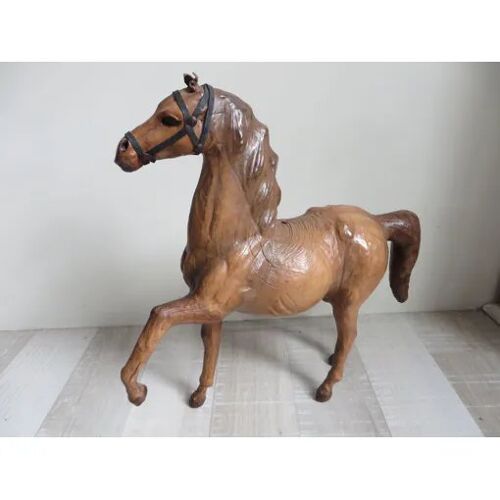 Ancienne Sculpture Cheval En Cuir