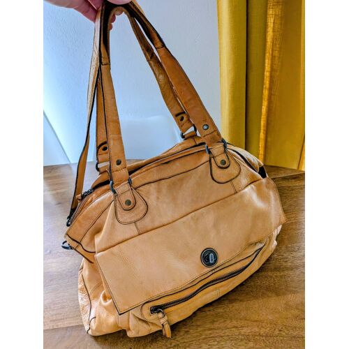 Sac à main en cuir souple couleur Camel